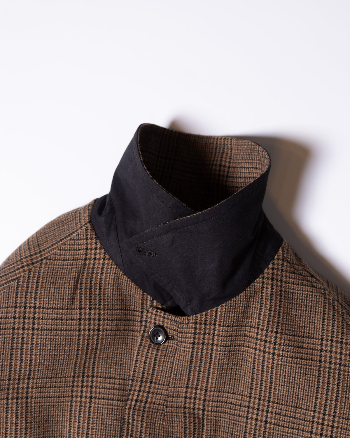 MASTER SHILD COTTON GABADINE / WO/NY TWEED REVERSIBLE HUNTING COAT - BLACK/BROWN CHECK