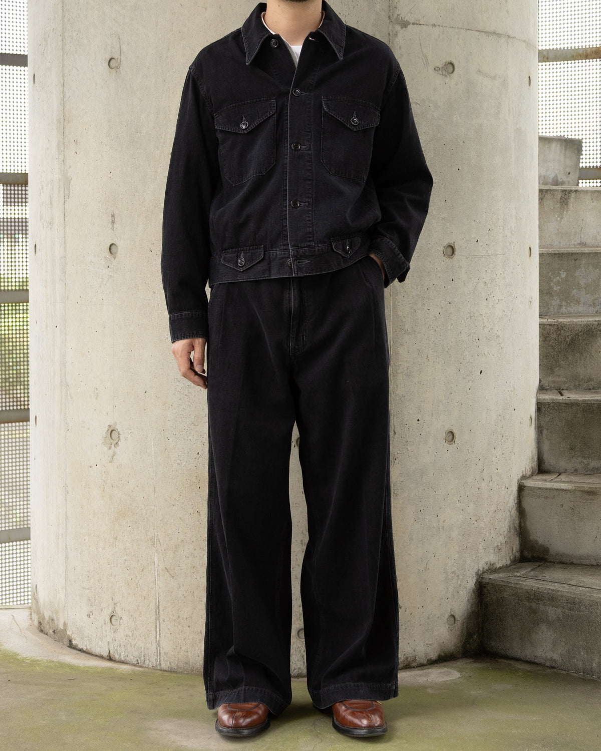 8.5oz SIDE PANEL EMBROIDERED PANTS - BLACK
