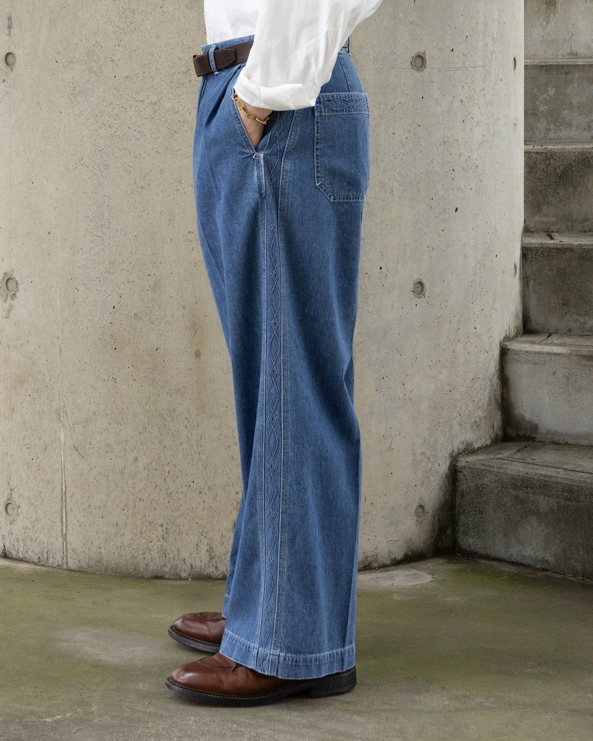 8.5oz SIDE PANEL EMBROIDERED PANTS - INDIGO
