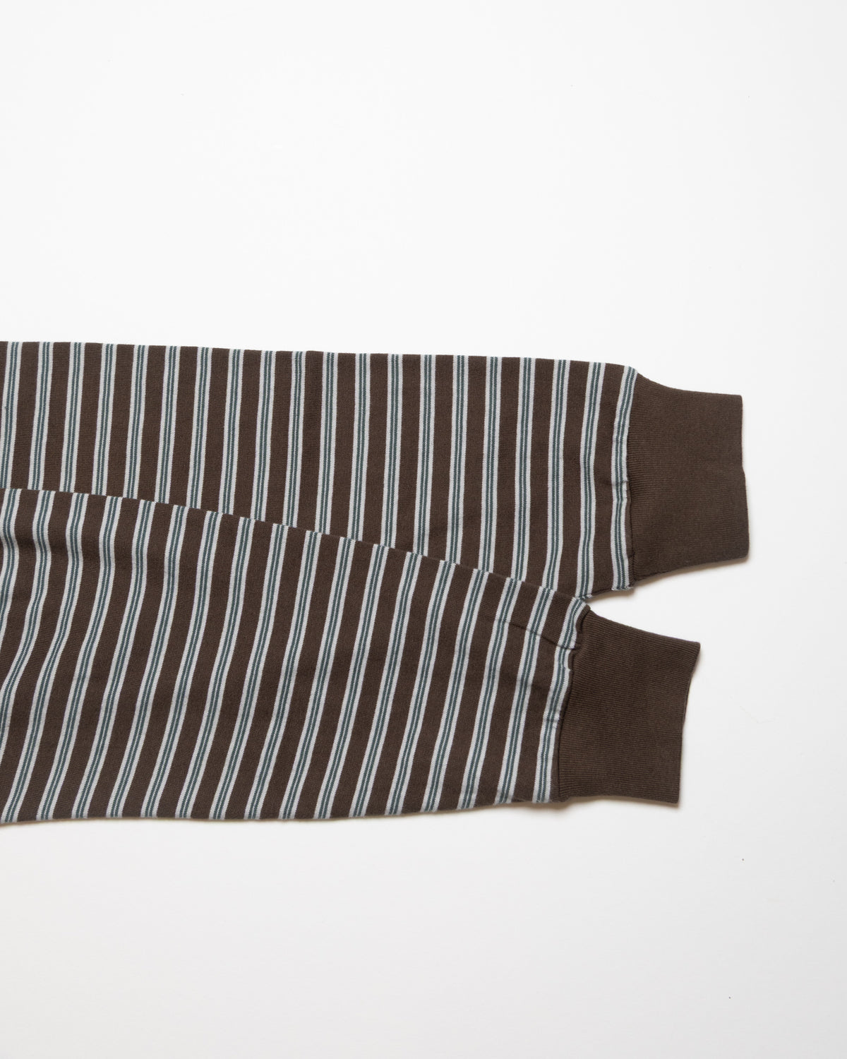 BORDER LONG SLEEVE TOP - STONE BROWN×GREEN