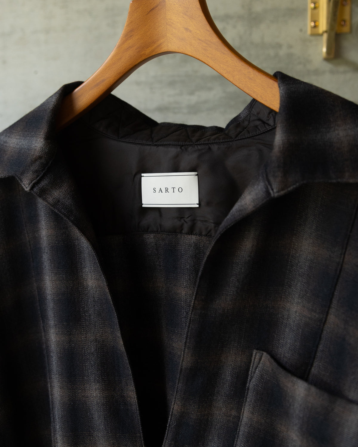 WOOL OMBRE CHECK LONG SKIPPER SHIRT - BLACK x DARK BROWN